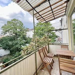https://jungle-retreat-apartments-im-zentrum.hotelsinbremen.net